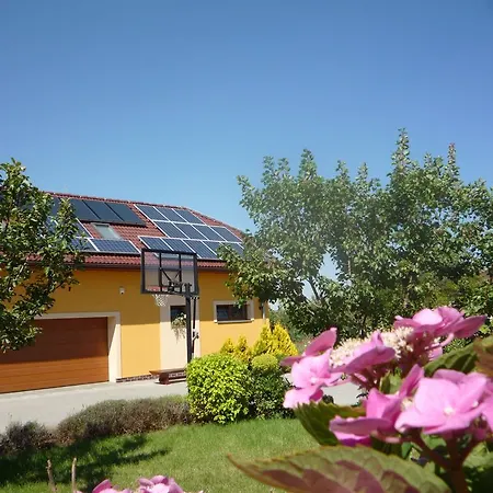 아파트 Graf Chýně